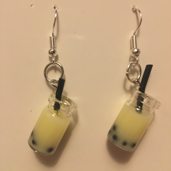 Jewelry - Boba earrings